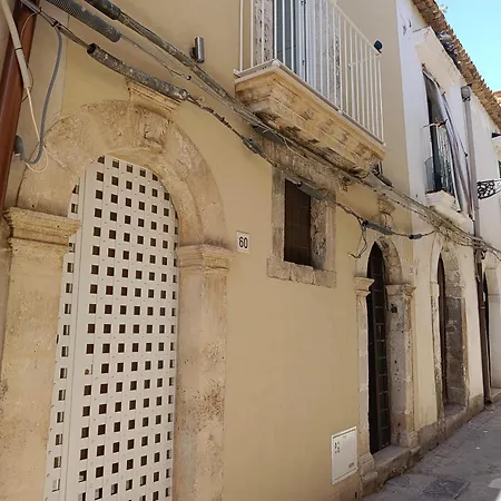 Casa Cianciolo * Syracuse